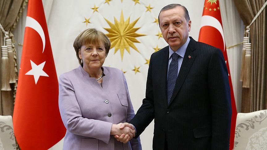 President Erdogan, Merkel discuss counter-terrorism over phone