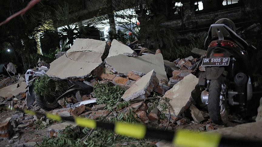 7.0 quake rocks eastern Indonesia; 91 dead