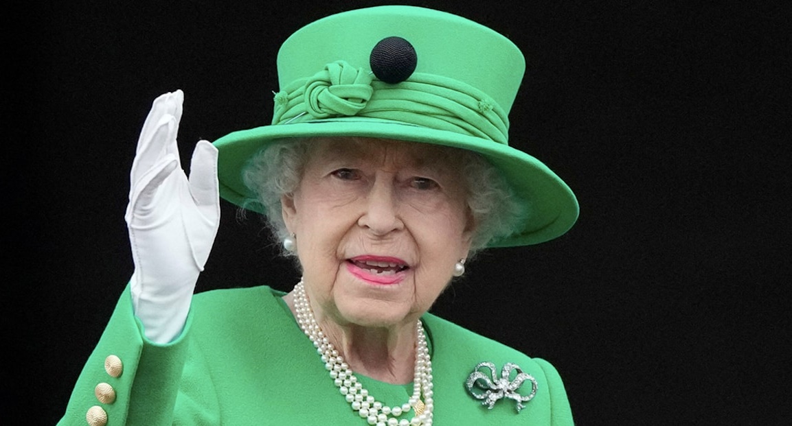 Queen Elizabeth Dies