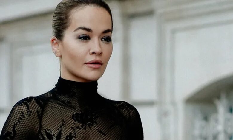 Rita Ora Braless