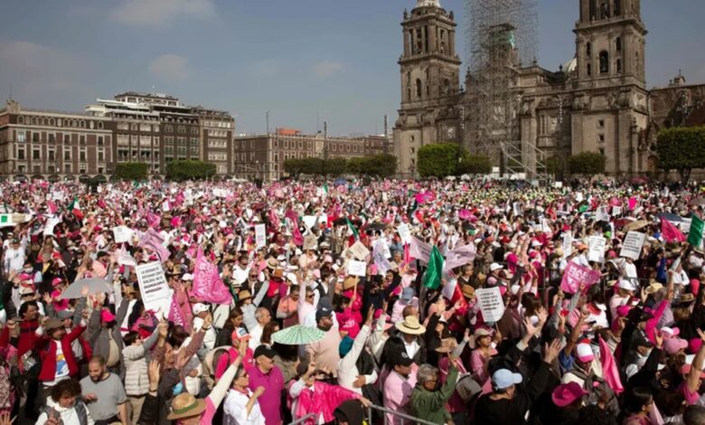 Tens of thousands demonstrate in Mexico