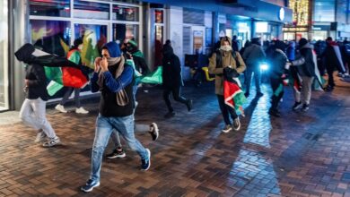 Serious riots in Amsterdam, Israel sends rescue plane