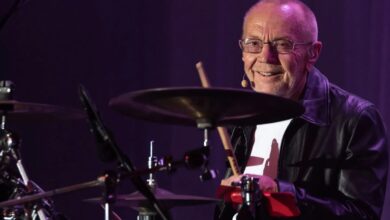 Colin Petersen dies