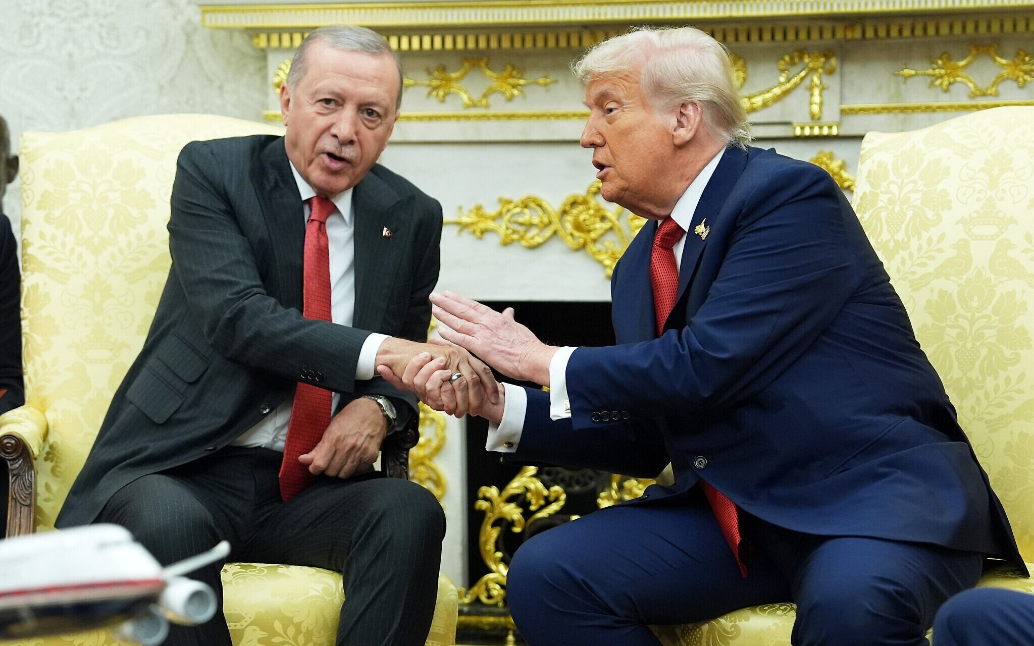 U.S. President Donald Trump said after meeting Turkish President Recep Tayyip Erdoğan at the White House that the two countries could quickly agree on the sale of F-35 fighter jets.