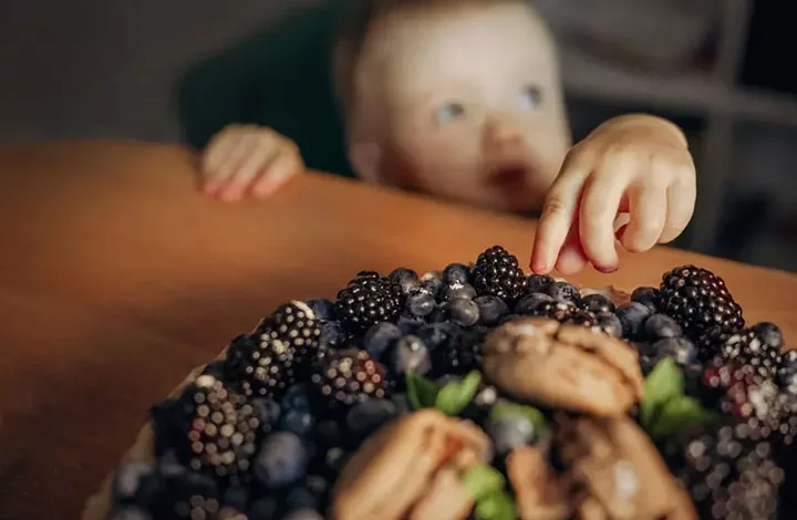 Blackberries are nutritious and delicious, but overindulging may bring surprising downsides. From changes in urine color to excess fiber, here’s what to watch out for.