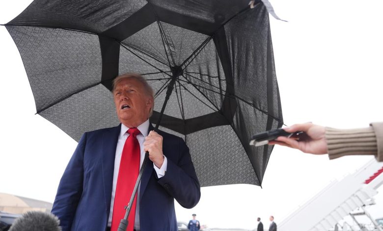 U.S. President Donald Trump confirmed that 20 hostages previously held in Gaza were safely released.