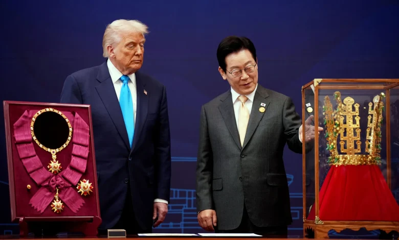 U.S. President Donald Trump arrived in South Korea, the third stop of his Asia tour, after completing his diplomatic meetings in Japan.