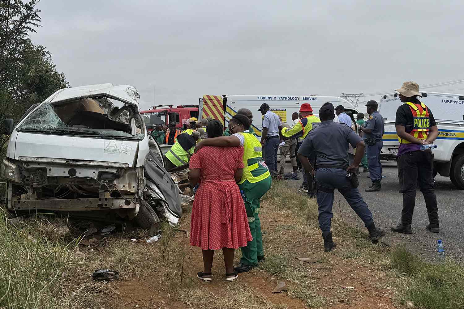 South Africa’s Gauteng province saw 13 schoolchildren killed after a school bus collided with a truck in Vanderbijlpark early Tuesday.