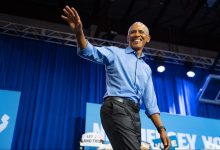 Obama’s podcast remarks reignited debate on aliens and UFOs; he said he believes they are real but has never seen one.