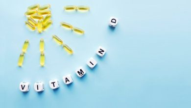 Lower vitamin D in early midlife may be linked to brain changes associated with dementia later in life.