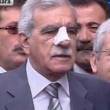 Ahmet Türk taburcu oldu, ılımlı açıklamalar yaptı (Video) 1 ahmet turk taburcuntv e1271240163635