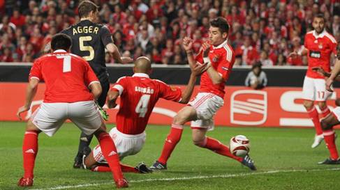 Evsahibi penaltılarla güldü! Benfica: 2 - Liverpool: 1 (Video) 1 benfica liverpool