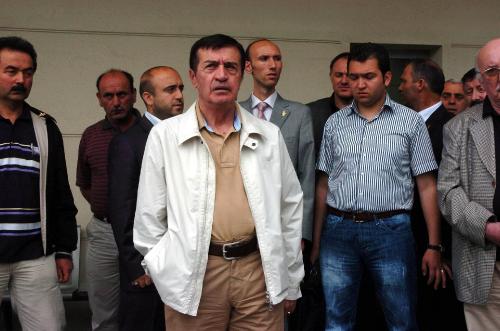 Osman Pamukoğlu taburcu oldu 1 osman pamukoglu hastane