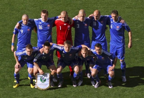 Yeni Zelanda:1 - Slovakya:1 Maç sonucu 1 slovakya ilk11