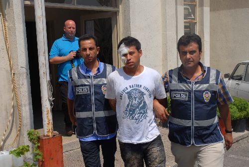 Bornova'da yankesici suç üstü yakalandı 1 izmir kapkacci