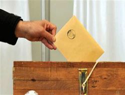 Referandumdaki oy pusulalarının rengi belli oldu 1 oypusulasiyeni2