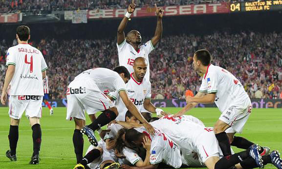 Sevilla: 3 - Barcelona: 1 / Geniş özet 1 sevilla sevincc