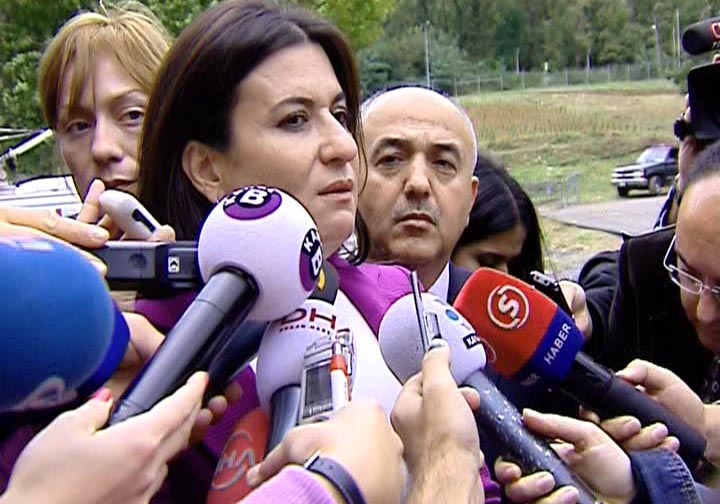 Nimet Çubukçu'dan ilköğretimde türban açıklaması 1 nimet cubukcu aciklamaa