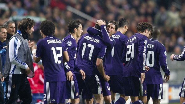 Ajax Real Madrid maçı golleri / Video 1 arbeloa gol1