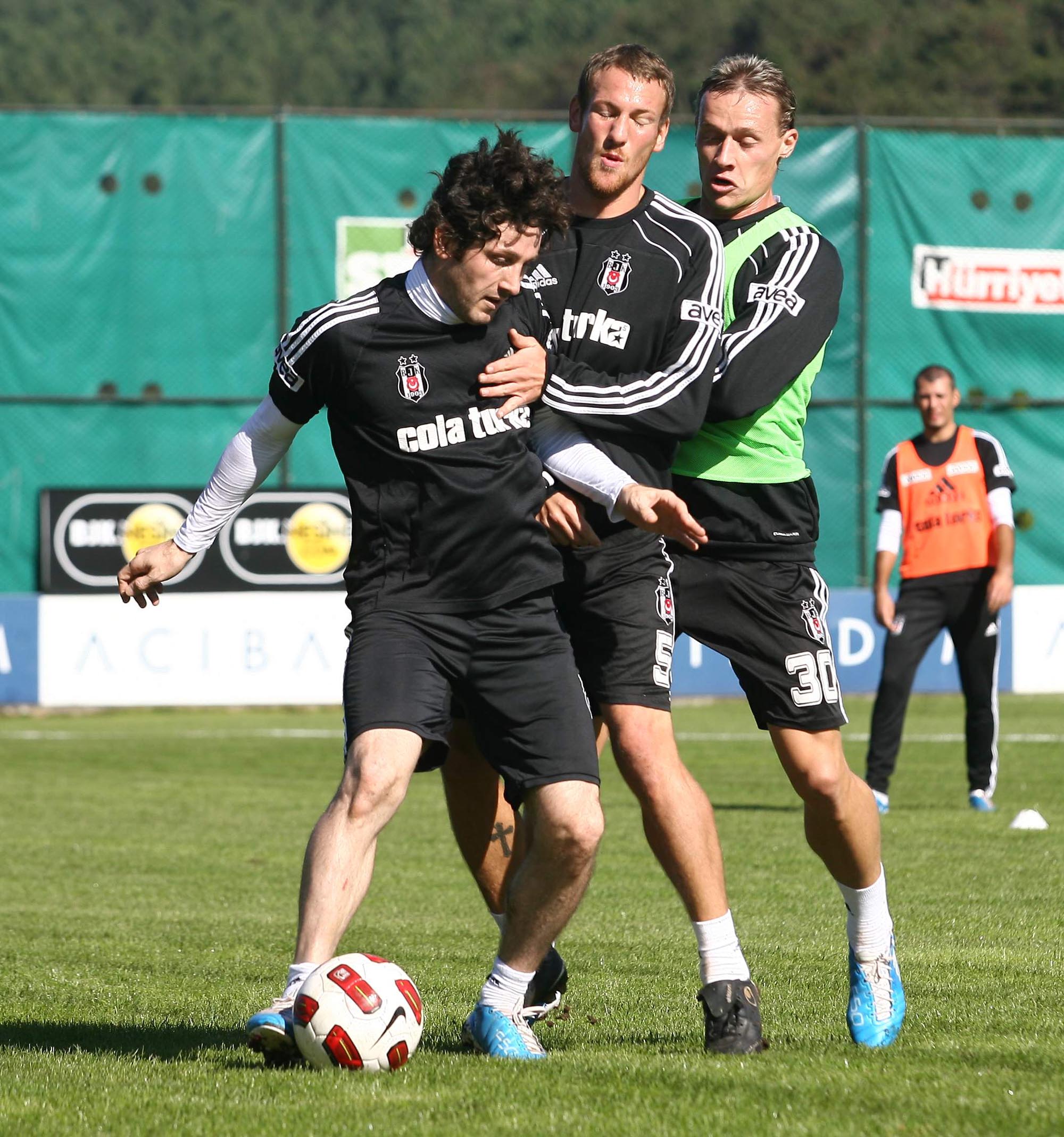 Schuster - Fatih Tekke kavgası! Beşiktaş yönetimi olayı doğruladı! 1 fatih tekke antrenman