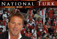 Eski Beşiktaş teknik direktörü ve futbolcusu olan NationalTurk yorumcusu Fuat Yaman'ın gündeme dair görüşleri