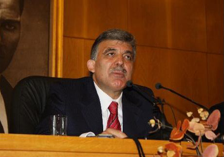 Kritik ziyaret! Abdullah Gül Diyarbakır'a gidiyor 1 abdullah gul havaalani1