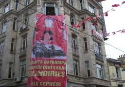 CHP Beyoğlu ilçe binası işgal edildi! 1 beyoglu chp isgal