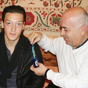 Mesut Özil'den çok özel açıklamalar... 1 mesut rop