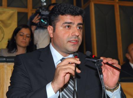BDP Genel Başkanı Selahattin Demirtaş ittifak turunda 1 selahattin demirtas grup
