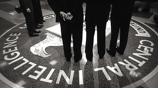 Eski CIA görevlisi devlet bilgilerini ifşadan tutuklandı 1 cia
