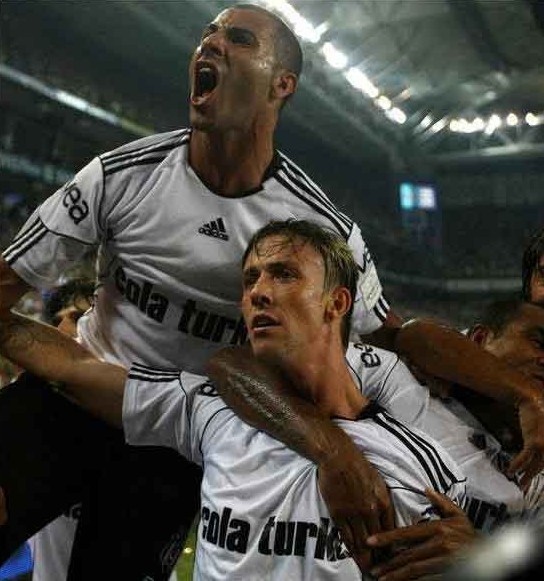 Beşiktaş 'lı Guti ile Quaresma'nın hedefi Şampiyonlar Ligi / Beşiktaş Haberleri 1 guti quaresmada hedef sampiyonlar ligi 2 nationalturk 19 ocak 20111 e1295451252548