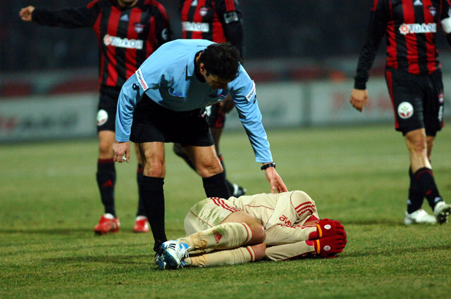 galatasaray tarih yaziyor