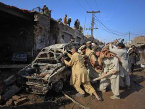 pakistan arac bomba