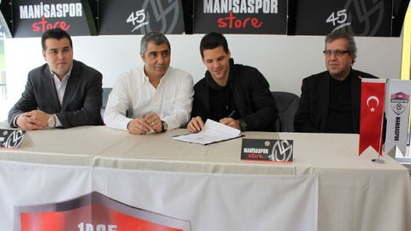 Manisaspor Joshua Simpson ile sözleşme uzattı 1 simpson imza