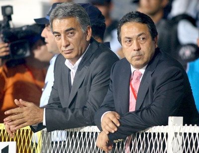 G.Saray'da beklenen istifa! Adnan Sezgin istifa etti / Galatasaray Haberleri 1 adnan polat sinirli