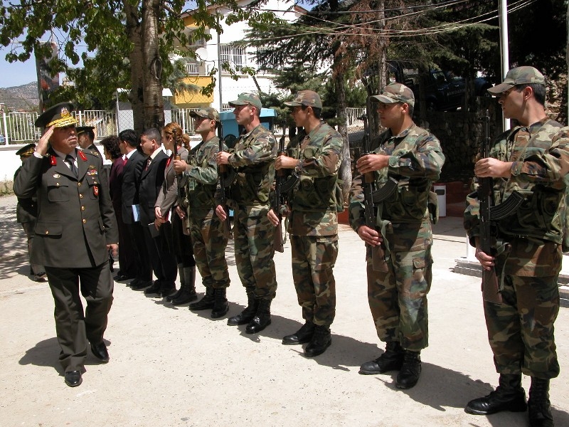 Sözleşmeli er kanunu yürürlüğe girdi 1 asker kisla