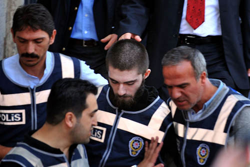 Cem Garipoğlu hapishanede lise mezunu oldu! 1 cem polisyelegi