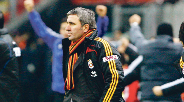 Hagi gitti! Gündemde yerli hocalar var / Galatasaray Haberleri 1 hagi sahakenarı