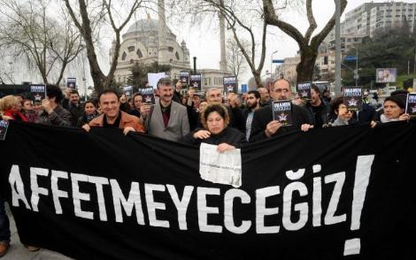 "Hrant'ın Arkadaşları" yine Adliyeye yürüdü 1 hrant affetmeyecegiz