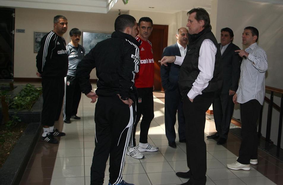 Schuster, Benitez yüzünden mi gitti? / Beşiktaş Haberleri 1 schuster veda