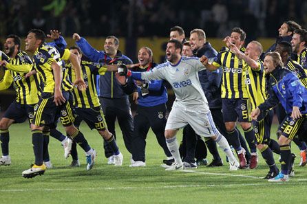 Kabustan liderliğe! Bucaspor: 3 - Fenerbahçe: 5 1 fb sevinc