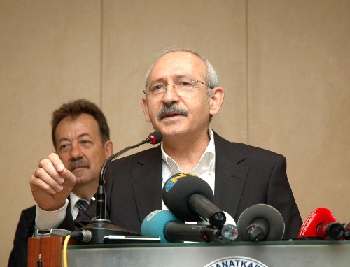 Kemal Kılıçdaroğlu: Sevsinler senin ustalık dönemini 1 kemal kilicdaroglu kursuuu