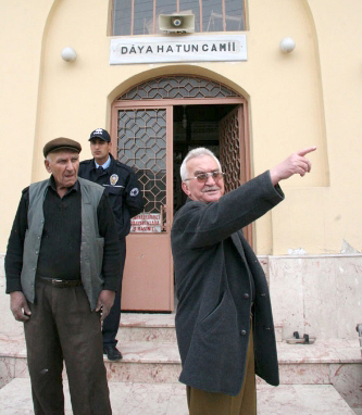 Sakal-ı Şerif 'i çaldı ! 1 sakali serif