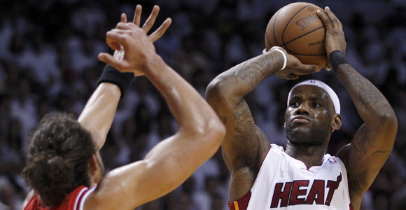 Miami Heat Lebron James ile finale çok yakın