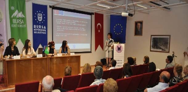 Son 5 yılda kadına şiddet yüzde 57 oranında arttı 1 kadina siddet toplantisi