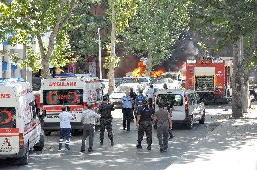 Savcılık açıkladı, Ankara'daki patlama terör saldırısı 1 patlama ambulanslar