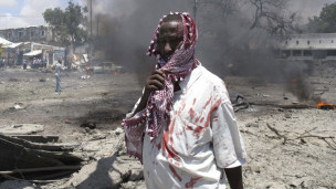 Somali 'de intihar saldırısı : 65 Ölü 1 somali intihar saldirisi nationalturk