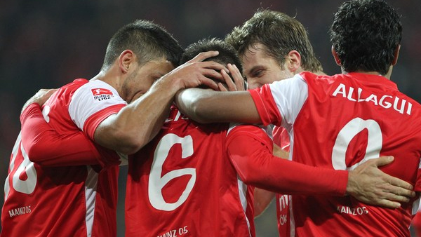Bayern Münih koltuğu kaptırdı / Mainz Bayern Munich maçı özeti 1 mainz sevinc