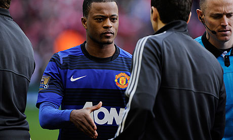 Patrice Evra Luiz Suarez 'in elini sıkacak mı? 1 Patrice Evra Luiz Suarez 'in elini sıkacak mı?