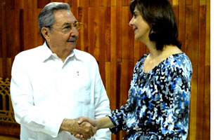 Raul Castro, Kolombiya Dışişleri Bakanı ile görüştü 1 raul castro angela holguin